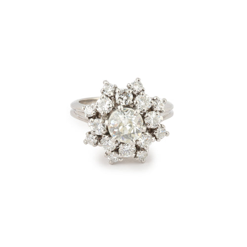 Bague 50 Marguerite - Bague en platine diamants 58 Facettes BD204