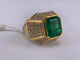 55 Bague des années 80 en or jaune avec émeraude colombienne et diamants 58 Facettes BA 740
