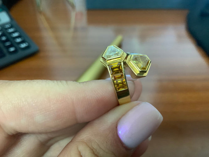 51 Bague Toi et Moi vintage en or jaune, citrine et diamant 58 Facettes BA 763