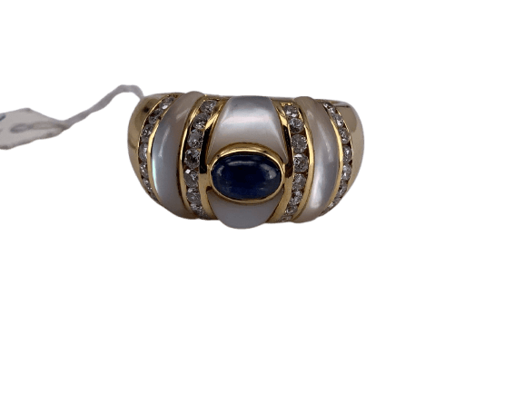 54 Bague baroque en or jaune, nacre, saphir et diamant 58 Facettes BA 921
