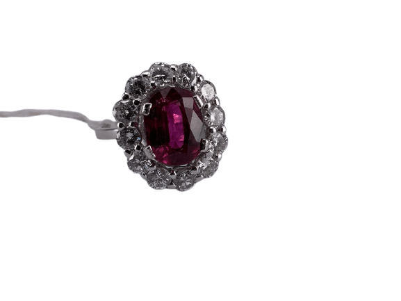 Bague 50 Bague pavée en or blanc avec rubis thaï et diamants 58 Facettes BA 499
