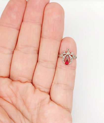 Bague 42 Bague duchesse antique en or rose 18k, pierre rouge et diamants 58 Facettes A07649