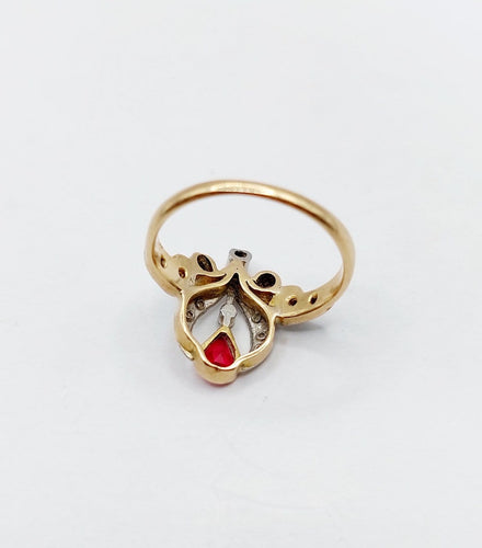 Bague 42 Bague duchesse antique en or rose 18k, pierre rouge et diamants 58 Facettes A07649