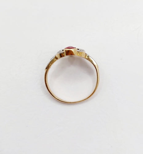 Bague 42 Bague duchesse antique en or rose 18k, pierre rouge et diamants 58 Facettes A07649
