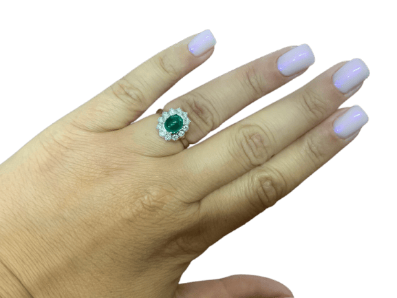 Bague 54 Bague en or blanc avec émeraude cabochon et diamant 58 Facettes BA 498