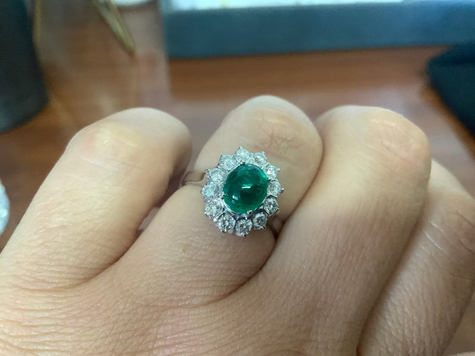 Bague 54 Bague en or blanc avec émeraude cabochon et diamant 58 Facettes BA 498