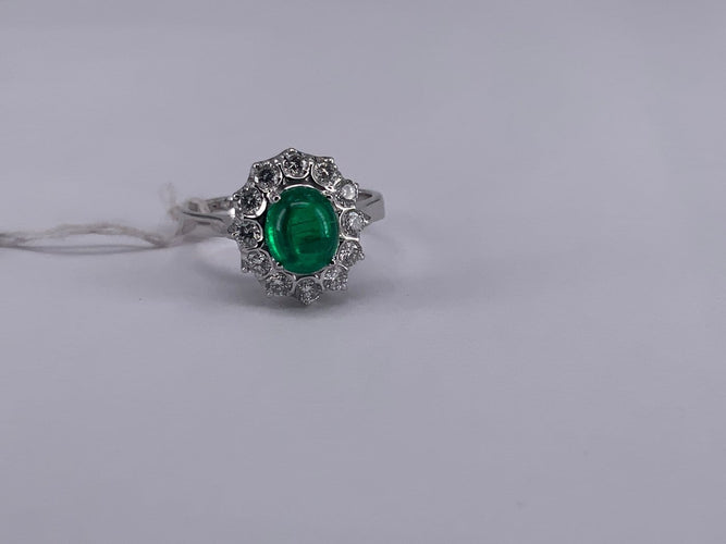 Bague 54 Bague en or blanc avec émeraude cabochon et diamant 58 Facettes BA 498