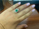 Bague 54 Art déco - Bague en or blanc, émeraude colombienne et diamants 58 Facettes BA 737