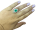 Bague 54 Bague colombienne en or blanc, émeraude et diamants 58 Facettes BA 457