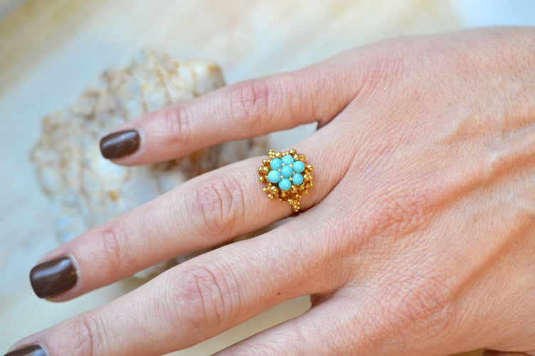 https://cdn.shopify.com/s/files/1/0963/7950/2920/files/bague-en-fleur-turquoise_623189e5-a8ca-486b-94e8-26dbf4c0be5a.jpg?v=1779981927