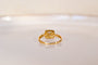 https://cdn.shopify.com/s/files/1/0963/7950/2920/files/Bague-Vintage-en-Or-jaune-18-carats-ornee-d_une-Perle_2aa4b54a-79d7-44a3-87e4-61d21e8df2bf.jpg?v=1779982110