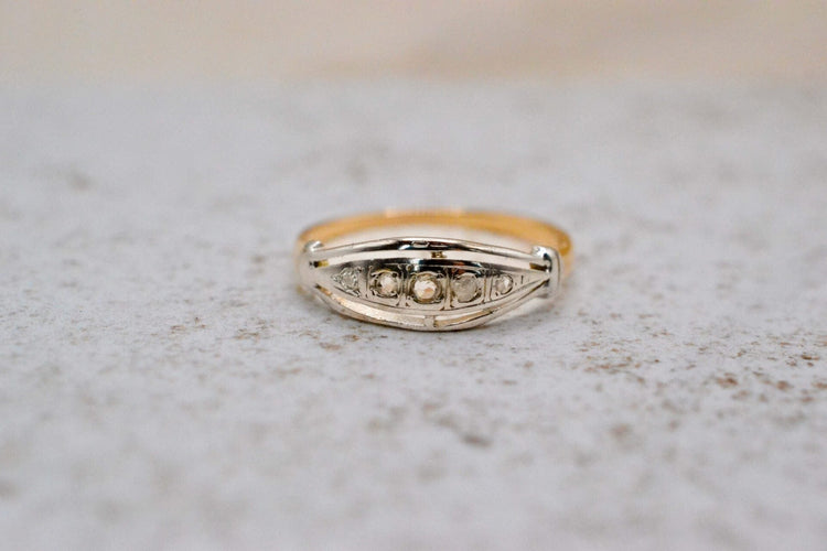 https://cdn.shopify.com/s/files/1/0963/7950/2920/files/bague-ancienne-deux-ors_bfafdba9-5452-4c53-8377-cc827046ce06.jpg?v=1779384055
