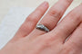 https://cdn.shopify.com/s/files/1/0963/7950/2920/files/bijou-vintage-bague_7b3e6d58-d4aa-45c4-8502-d6be0b08c322.jpg?v=1779384055