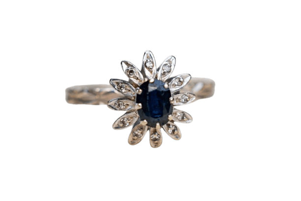 Bague 55 Bague Marguerite en or blanc, saphir et diamants 58 Facettes 3789