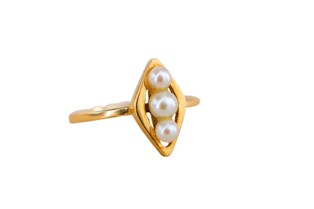 Bague 53 Bague navette en or jaune et perles de culture 58 Facettes 3904