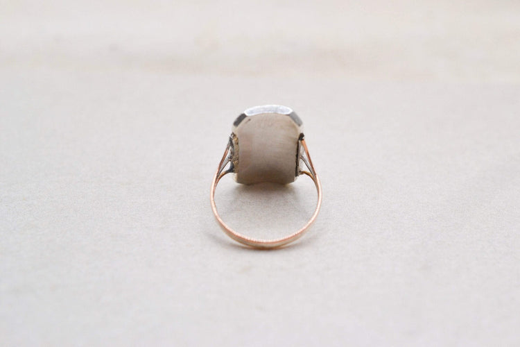 https://cdn.shopify.com/s/files/1/0963/7950/2920/files/bague-marcassite_e1e35b72-3c57-4622-a99e-360830fa0061.jpg?v=1779985389