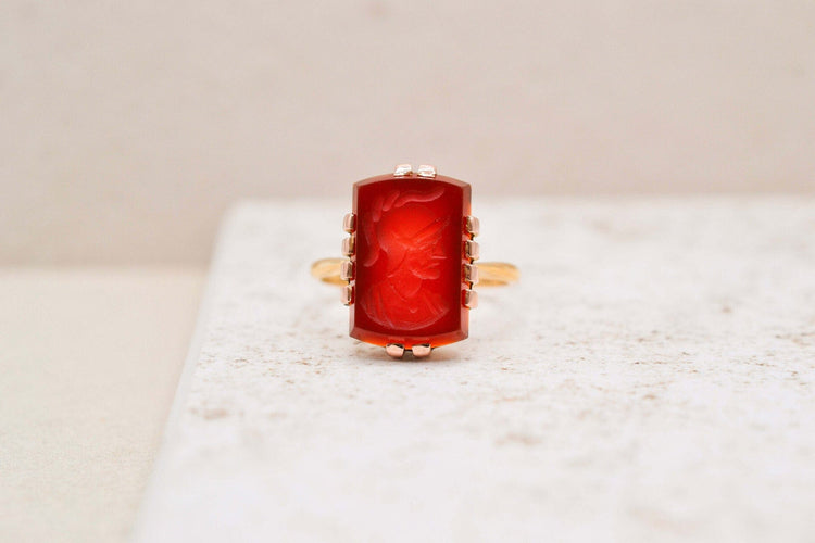 https://cdn.shopify.com/s/files/1/0963/7950/2920/files/bague-cornaline_80c6caf9-b6a1-4529-82d5-9b86e46445b1.jpg?v=1779385906