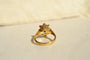 https://cdn.shopify.com/s/files/1/0963/7950/2920/files/bague-ancienne-Daisy-Or-Diamants.webp?v=1783346563