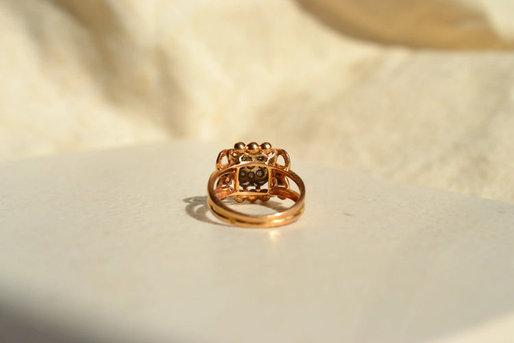 https://cdn.shopify.com/s/files/1/0963/7950/2920/files/bague-ancienne-diamants-belle-epoque-ethique.webp?v=1783346725