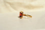 https://cdn.shopify.com/s/files/1/0963/7950/2920/files/bague-ancienne-grenat-serti-griffes-or-jaune.webp?v=1783347517