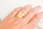 https://cdn.shopify.com/s/files/1/0963/7950/2920/files/bague-carree-dos-pesos-or.jpg?v=1784791411