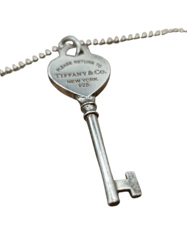 Tiffany & Co. - Colar chave em Prata 925 