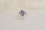 https://cdn.shopify.com/s/files/1/0963/7950/2920/files/bague-art-deco-saphir-diamants_21829a98-7d39-4e4e-98f0-3ef04b2b327e.jpg?v=1785312934