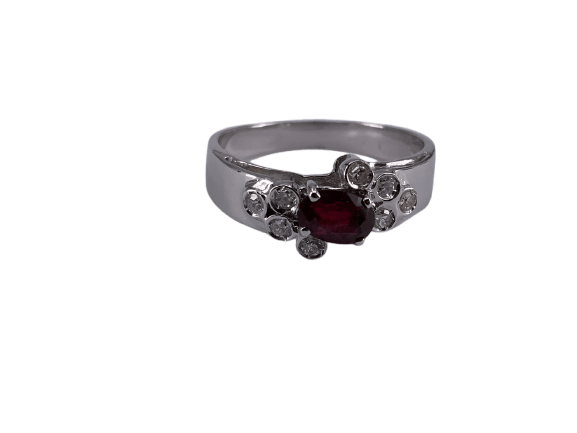 53.5 Bague ovale en or blanc, rubis et diamant 58 Facettes BA 226