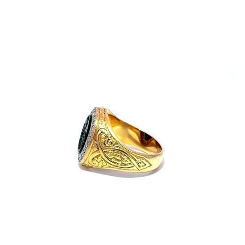 Bague 51 Bague chevalière en or jaune avec camée vert et diamants 58 Facettes 50486