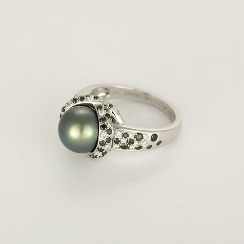 54 Mauboussin Caviar Mon Amour - Bague en or blanc, diamants et perle 58 Facettes BGMaubperle