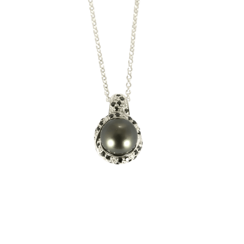 Mauboussin Caviar Mon Amour - Collier en or blanc, diamants et perle 58 Facettes ColMaubperle