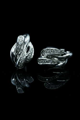 Boucles d'oreilles Roberto Borghesi - Boucles d'oreilles entrelacées avec diamants 58 Facettes
