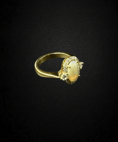 Bague 64.5 Bague marguerite - Opale arlequin et diamants en or jaune 18 carats 58 Facettes