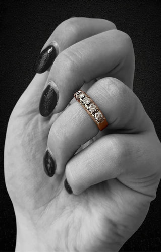 Bague 51 Rivière - Bague en or blanc et diamants 0,75 ct 58 Facettes