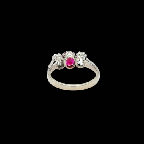 Bague Art Déco - Bague en or 18k avec rubis et diamants 58 Facettes