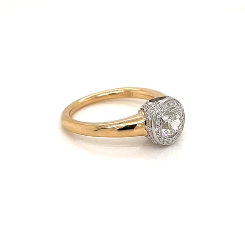 Bague 53 Solitaire - Bague en or jaune et blanc 18 k diamant coussin 58 Facettes
