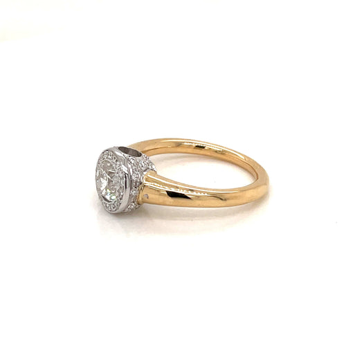Bague 53 Solitaire - Bague en or jaune et blanc 18 k diamant coussin 58 Facettes