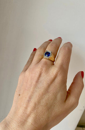 Art Deco - Ring in platinum and yellow gold, Ceylon sapphire and diamonds 