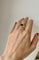 Art Deco - Ring in platinum and yellow gold, Ceylon sapphire and diamonds 