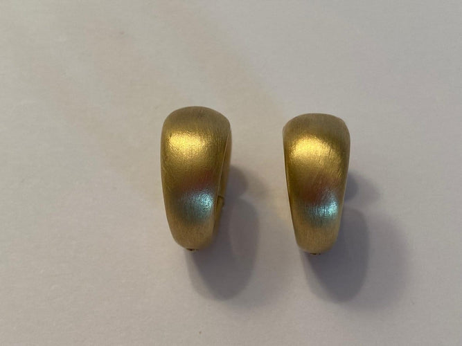 Pomellato Vintage - Boucles d'oreilles en or jaune satiné 58 Facettes AZ-PG-O.9112/O/PLF