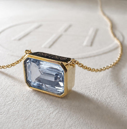love-more-bezel-ceylon-blue-sapphire-necklace-18k-gold-5.jpg