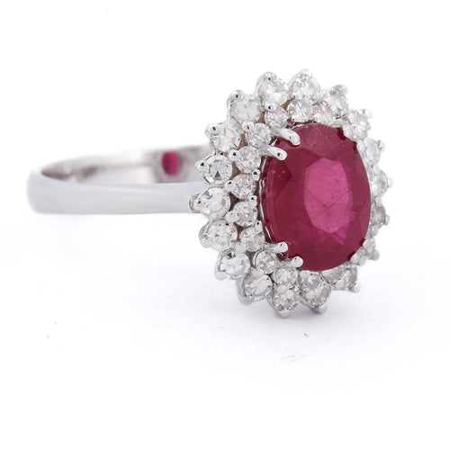 56 Bague en or blanc 18 kt avec rubis et diamants 58 Facettes AN543 (0099)