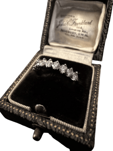 Tiffany & Co. - Pierścionek Obrączka ślubna z białego złota i diamentów 