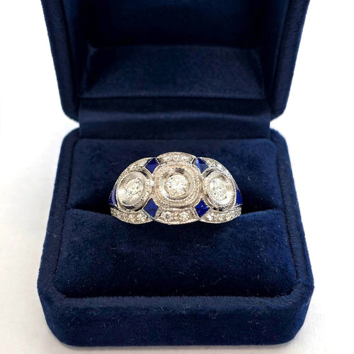 luxury_ring_velvet_box.webp