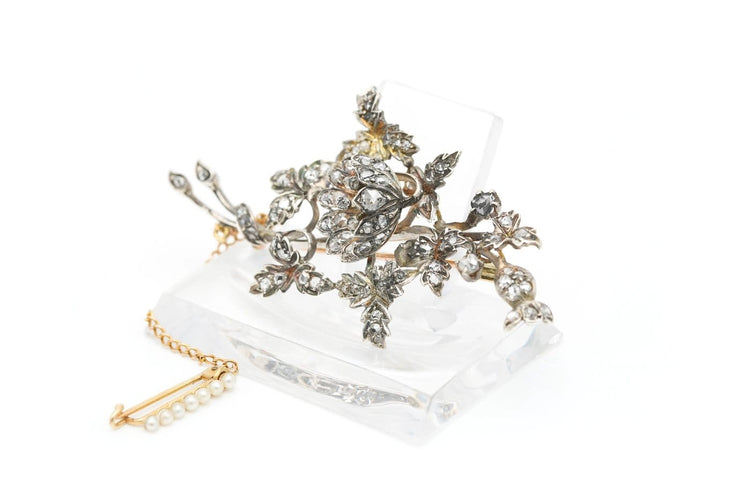 Napoléon III - Broche en or jaune, argent, perles et diamants 58 Facettes 23092