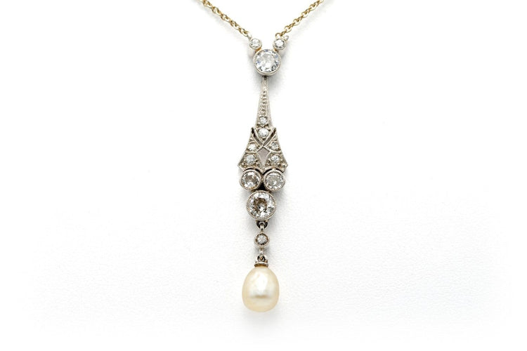 Art Déco - Collier en or blanc, platine, perles et diamants 58 Facettes 22778