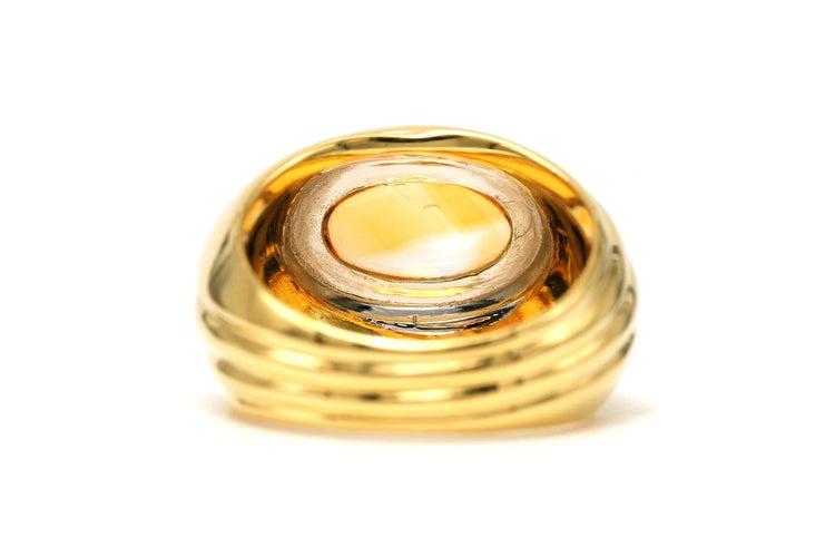 53 Bague contemporaine en or jaune et blanc 18 carats sertie d'une citrine 58 Facettes 22699