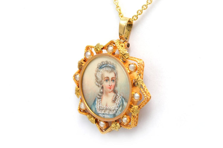 Napoléon III - Pendentif en or jaune, perles et nacre 58 Facettes 22021