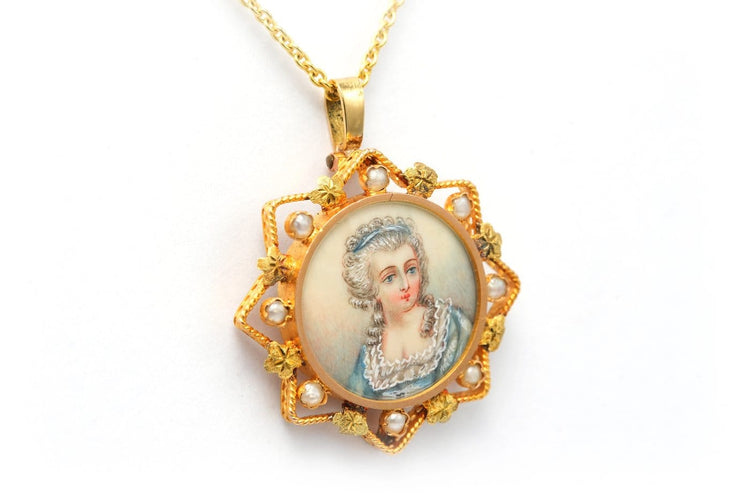 Napoléon III - Pendentif en or jaune, perles et nacre 58 Facettes 22021
