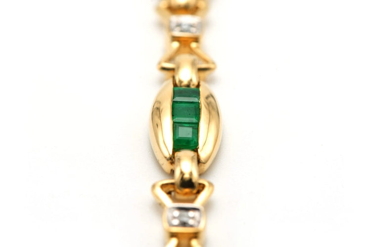 Bracelet contemporain en or jaune 18 carats, émeraudes et diamants 58 Facettes B727